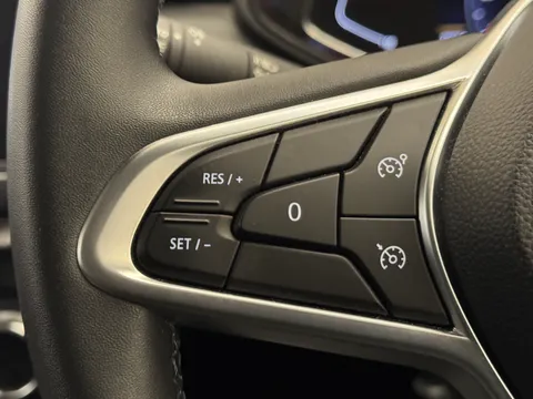 DV72WXZ Renault Clio 1.0 TCe 90 Evolution 5dr Thumbnail #25