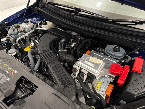 HN24RDU Renault Austral E-Tech FHEV Techno Esprit Alpine 5dr Auto Thumbnail #12