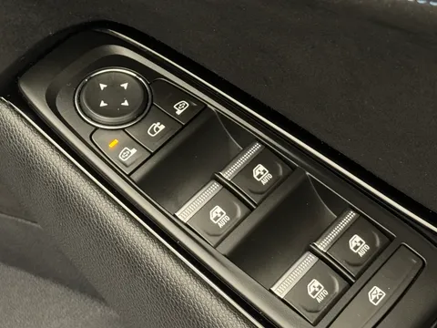 HN24RDU Renault Austral E-Tech FHEV Techno Esprit Alpine 5dr Auto Thumbnail #20