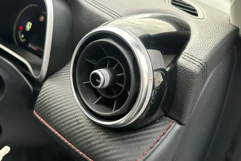 LG21OHD Mg Motor Uk Zs 1.5 VTi-TECH Exclusive 5dr Thumbnail #30