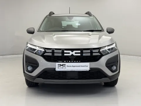 DY73OAL Dacia Sandero Stepway 1.0 TCe Journey 5dr Thumbnail #2