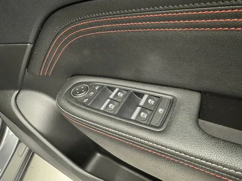 BK72HKY Renault ARKANA 1.6 E-TECH Hybrid 145 R.S. Line 5dr Auto Thumbnail #23