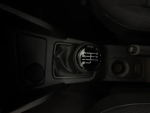 DN73RHX Dacia Duster 1.0 TCe 90 Expression 5dr Thumbnail #17