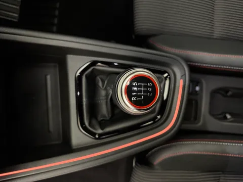 DT73ZDZ Renault Clio 1.0 TCe 90 RS Line 5dr Thumbnail #10