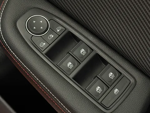 DT73ZDZ Renault Clio 1.0 TCe 90 RS Line 5dr Thumbnail #13