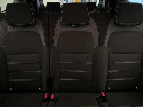 DS23FZO Dacia Jogger 1.0 TCe Extreme SE 5dr Thumbnail #18