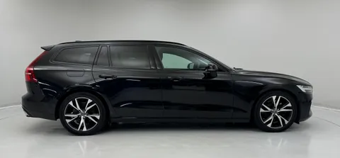 AO71KWK Volvo V60 2.0 B3P R DESIGN 5dr Auto Thumbnail #6
