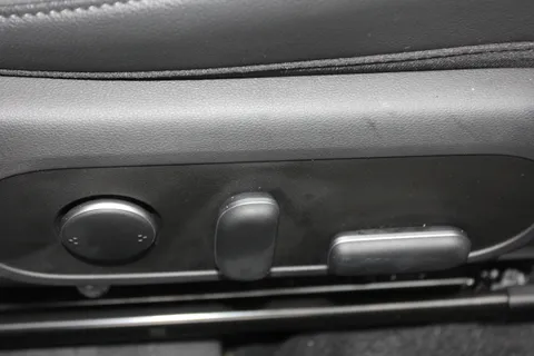 DG25CEO Hyundai Kona 160kW Ultimate 65kWh 5dr Auto [Leather] Thumbnail #21