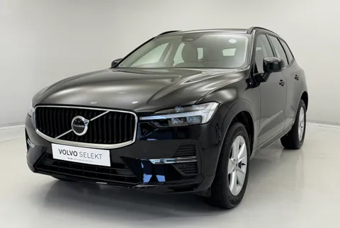 YY71MPE Volvo XC60 2.0 B4D Momentum 5dr AWD Geartronic Thumbnail #4