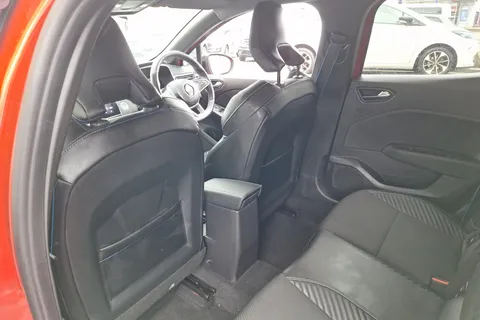 BD74RVR Renault Clio 1.6 E-TECH full hybrid 145 Esprit Alpine 5dr Auto Thumbnail #31