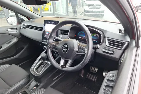 BD74RVR Renault Clio 1.6 E-TECH full hybrid 145 Esprit Alpine 5dr Auto Thumbnail #34