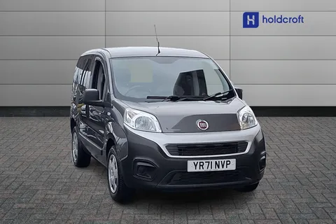 YR71NVP Fiat Fiorino 1.3 16V Multijet Tecnico Crew Van Start Stop Thumbnail #2