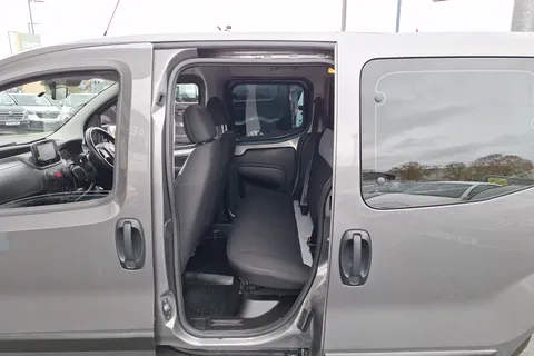 YR71NVP Fiat Fiorino 1.3 16V Multijet Tecnico Crew Van Start Stop Thumbnail #18