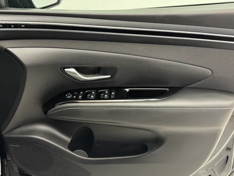 DU24AWF Hyundai Tucson 1.6T 239 Hybrid N Line S 5dr Auto Thumbnail #19