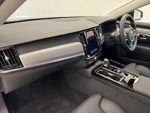 DN75ZTE Volvo V90 2.0 T6 [350] PHEV Plus Dark 5dr AWD Auto Thumbnail #15