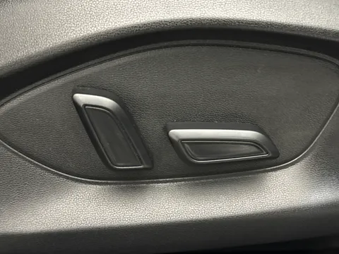 DY75NZF Mg Motor Uk Zs 1.5 Hybrid+ Trophy 5dr Auto Thumbnail #20