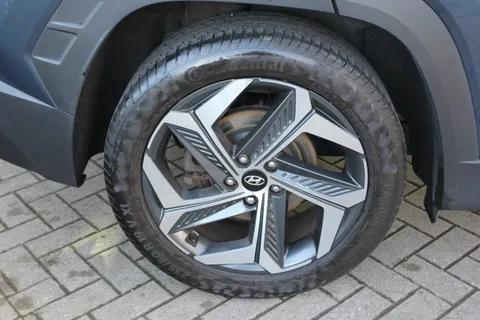 DG72MVN Hyundai Tucson 1.6 TGDi Ultimate 5dr 2WD Thumbnail #8