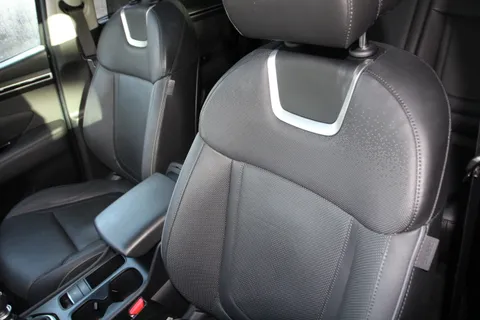 DG72MVN Hyundai Tucson 1.6 TGDi Ultimate 5dr 2WD Thumbnail #11