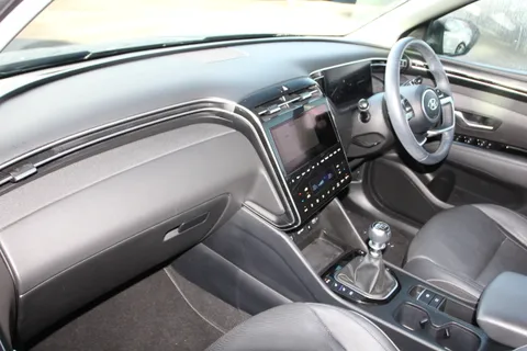 DG72MVN Hyundai Tucson 1.6 TGDi Ultimate 5dr 2WD Thumbnail #12