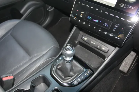 DG72MVN Hyundai Tucson 1.6 TGDi Ultimate 5dr 2WD Thumbnail #32