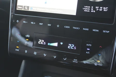 DG72MVN Hyundai Tucson 1.6 TGDi Ultimate 5dr 2WD Thumbnail #35