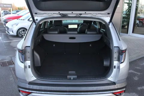 DU24AWR Hyundai Tucson 1.6T Hybrid Ultimate 5dr Auto Thumbnail #8