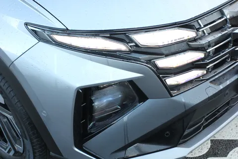 DU24AWR Hyundai Tucson 1.6T Hybrid Ultimate 5dr Auto Thumbnail #9