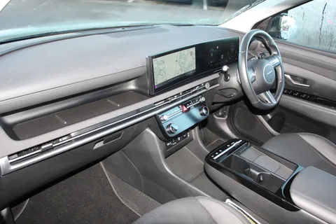 DU24AWR Hyundai Tucson 1.6T Hybrid Ultimate 5dr Auto Thumbnail #12