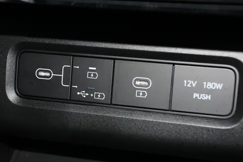 DU24AWR Hyundai Tucson 1.6T Hybrid Ultimate 5dr Auto Thumbnail #32