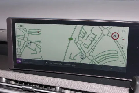 DU24AWR Hyundai Tucson 1.6T Hybrid Ultimate 5dr Auto Thumbnail #34