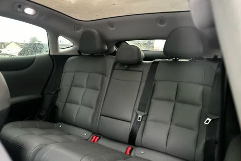 ML75KDO Mg Motor Uk Im5 217kW Standard Range 75kWh 5dr Auto Thumbnail #9