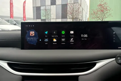 ML75KDO Mg Motor Uk Im5 217kW Standard Range 75kWh 5dr Auto Thumbnail #34