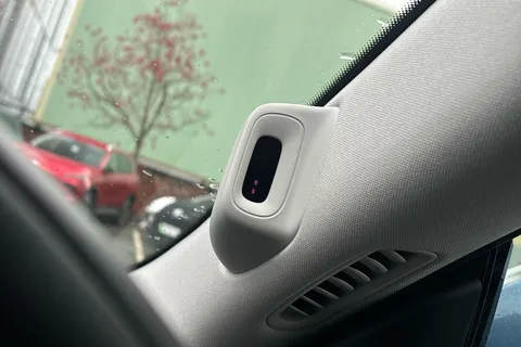 ML75KDO Mg Motor Uk Im5 217kW Standard Range 75kWh 5dr Auto Thumbnail #41