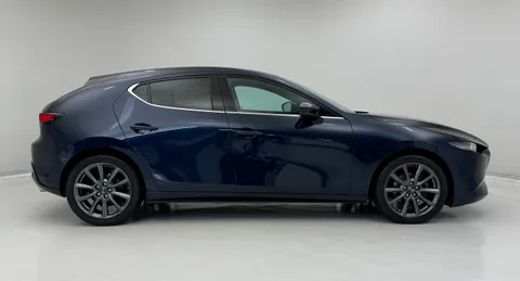DY74GUH Mazda Mazda3 2.0 e-Skyactiv G MHEV Exclusive-Line 5dr Thumbnail #5