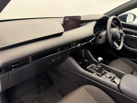 DY74GUH Mazda Mazda3 2.0 e-Skyactiv G MHEV Exclusive-Line 5dr Thumbnail #14
