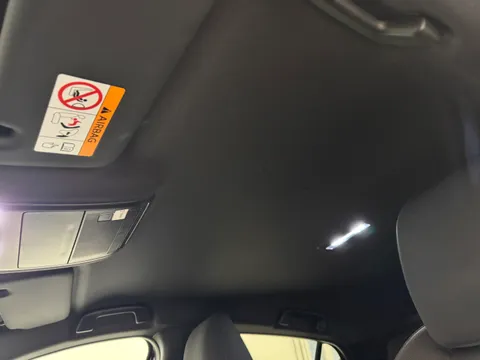 DY74GUH Mazda Mazda3 2.0 e-Skyactiv G MHEV Exclusive-Line 5dr Thumbnail #16