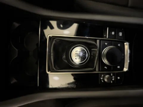 DY74GUH Mazda Mazda3 2.0 e-Skyactiv G MHEV Exclusive-Line 5dr Thumbnail #17