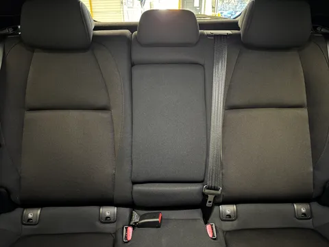DY74GUH Mazda Mazda3 2.0 e-Skyactiv G MHEV Exclusive-Line 5dr Thumbnail #19
