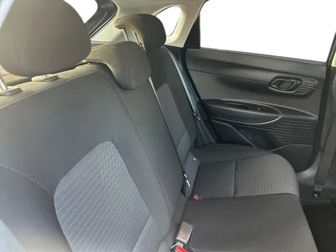 RO72UPA Hyundai i20 1.0T GDi 48V MHD Premium 5dr DCT Thumbnail #10