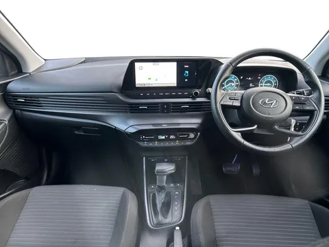 RO72UPA Hyundai i20 1.0T GDi 48V MHD Premium 5dr DCT Thumbnail #11