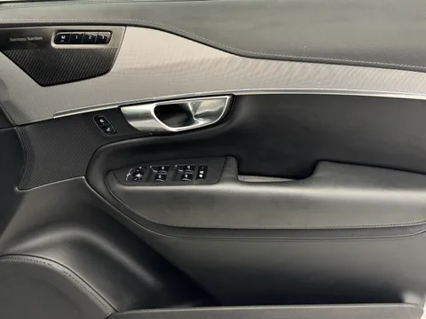 KX72HYA Volvo XC90 2.0 B5D [235] Plus Dark 5dr AWD Geartronic Thumbnail #28