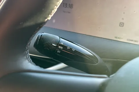 ML75HRD Mg Motor Uk Im6 553kW Launch Edition 100kWh 5dr AWD Auto Thumbnail #19