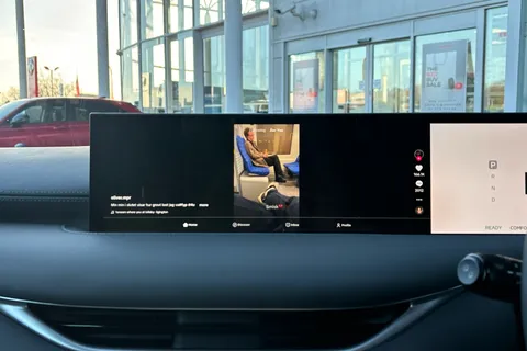 ML75HRD Mg Motor Uk Im6 553kW Launch Edition 100kWh 5dr AWD Auto Thumbnail #25