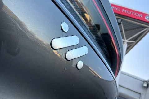 ML75HRD Mg Motor Uk Im6 553kW Launch Edition 100kWh 5dr AWD Auto Thumbnail #34