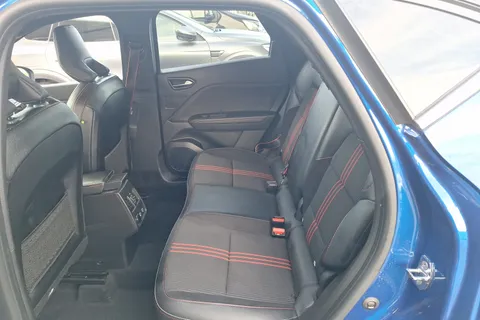 EY22XMG Renault Captur 1.3 TCE 140 R.S. Line 5dr EDC Thumbnail #10