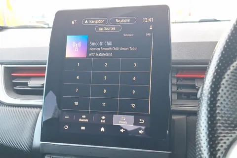 EY22XMG Renault Captur 1.3 TCE 140 R.S. Line 5dr EDC Thumbnail #34