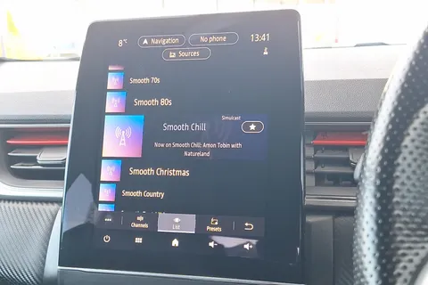 EY22XMG Renault Captur 1.3 TCE 140 R.S. Line 5dr EDC Thumbnail #35