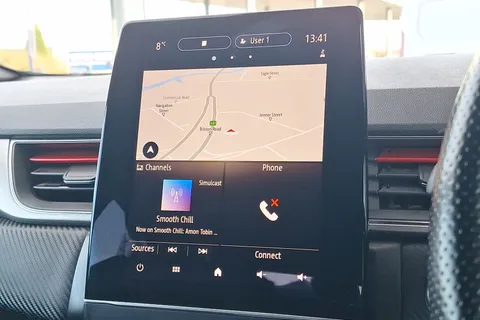 EY22XMG Renault Captur 1.3 TCE 140 R.S. Line 5dr EDC Thumbnail #39