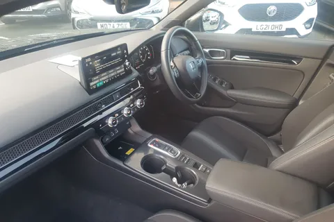 DK72YDW Honda Civic 2.0 eHEV Sport 5dr CVT Thumbnail #3