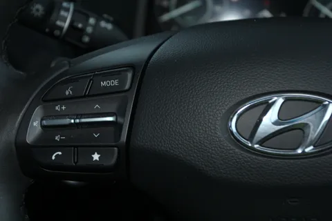 DE72ZLV Hyundai Kona 1.6 GDi Hybrid Premium 5dr DCT Thumbnail #22